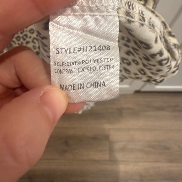 JODIFL Leopard Print Blouse with Sheer Patterned Sleeves - Picture 3 of 4